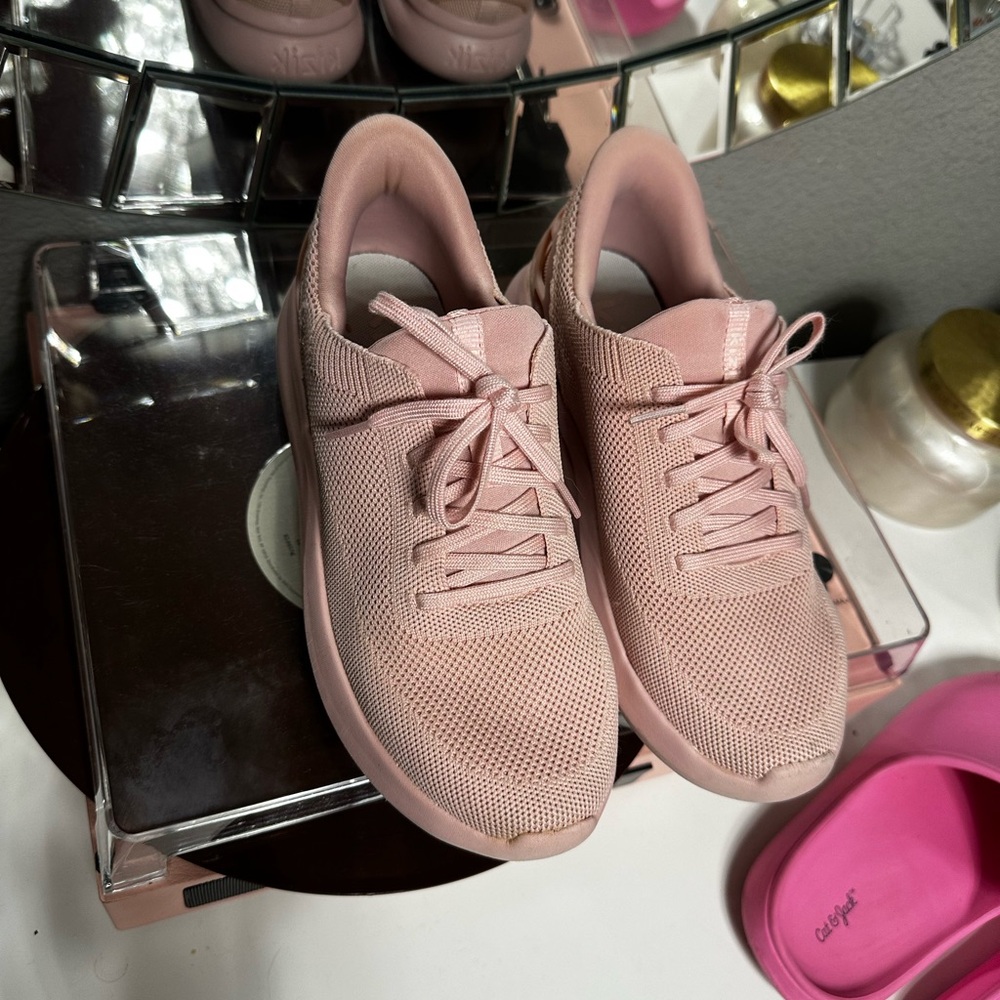 Pink Athletic Sneakers
Lightly worn